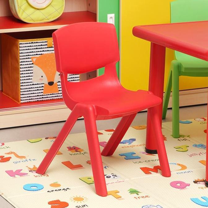 INFORMA YARIS KURSI ANAK - MERAH