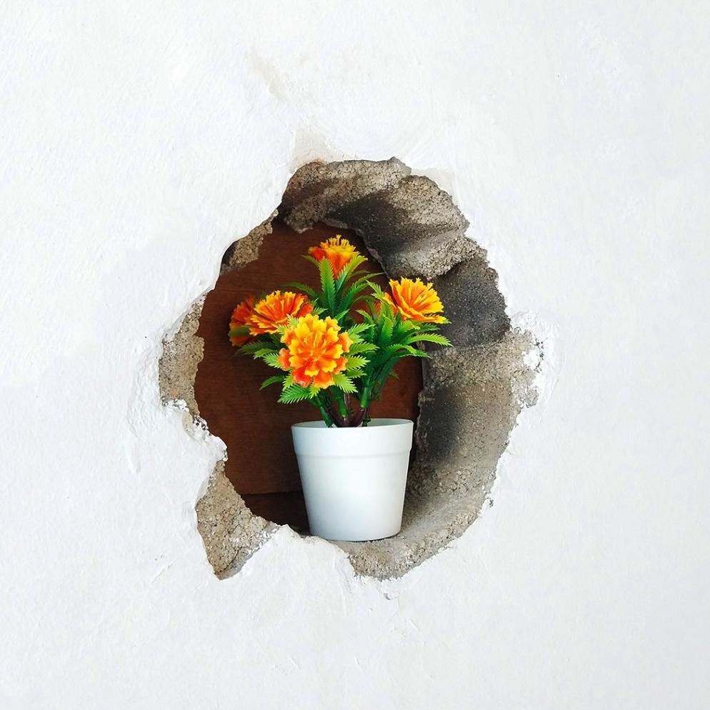 TERBARU BUNGA HIAS MINI POT DEKORASI RUMAH ARTIFICIAL FLOWERS BUNGA KECIL HIASAN MEJA PLASTIK PALSU 