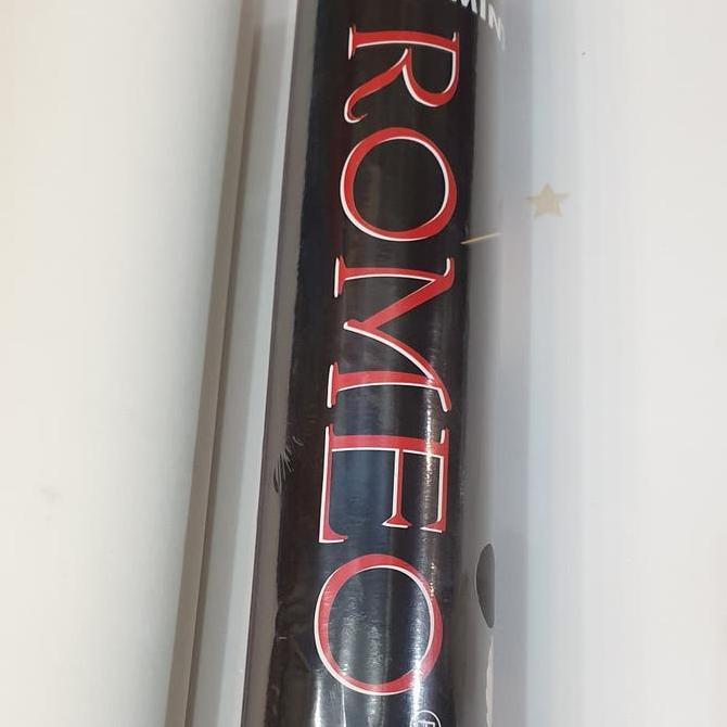 Kok Shuttlecock Badminton Romeo Hitam