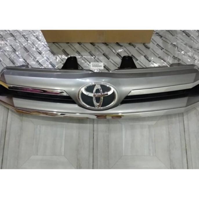 Grille Grill Depan Innova Reborn