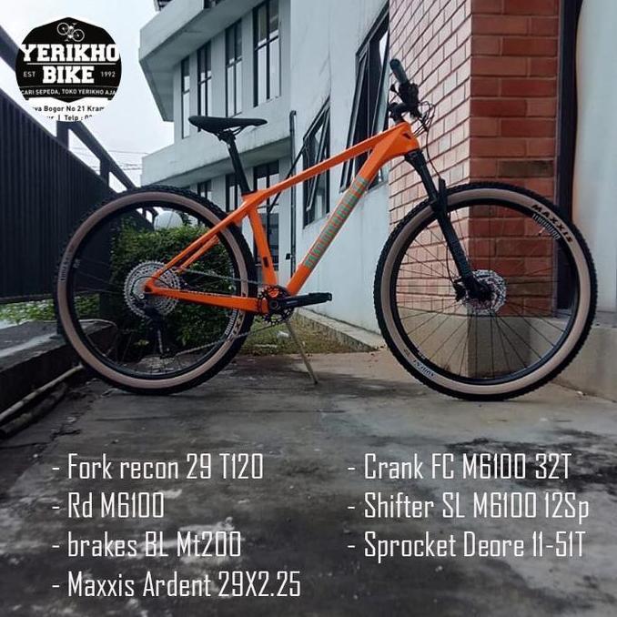 Terlaris Sepeda Gunung Mtb Carbon 29 Inch Dominate Cxc Comp R Deore 12 Speed Hidrolik ( Free Helm ) 
