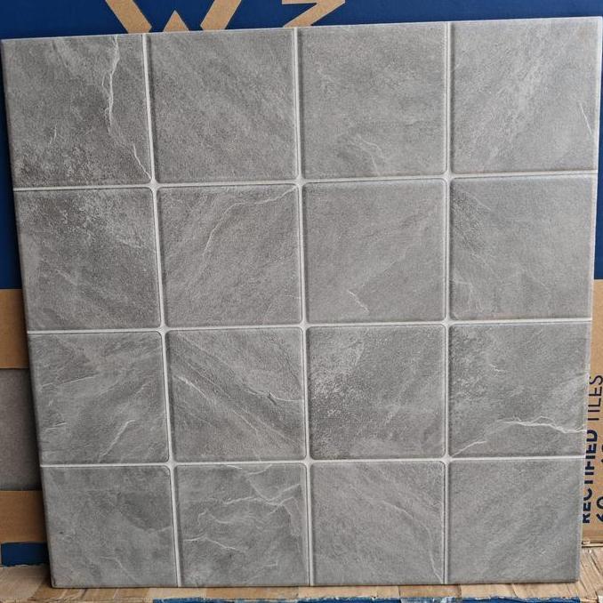 Keramik lantai 40x40 (kasar)/keramik garasi/keramik carpot/kamar mandi LA