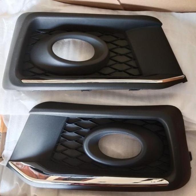 Garnish Cover Foglamp Mobil Honda Mobilio RS tahun 2015 2016 2017 2018