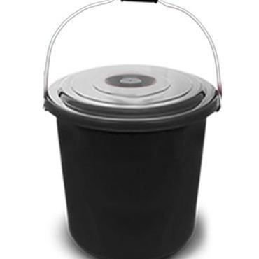 Ready  Ember hitam+tutup 6 galon/ember handel kawat + Tutup