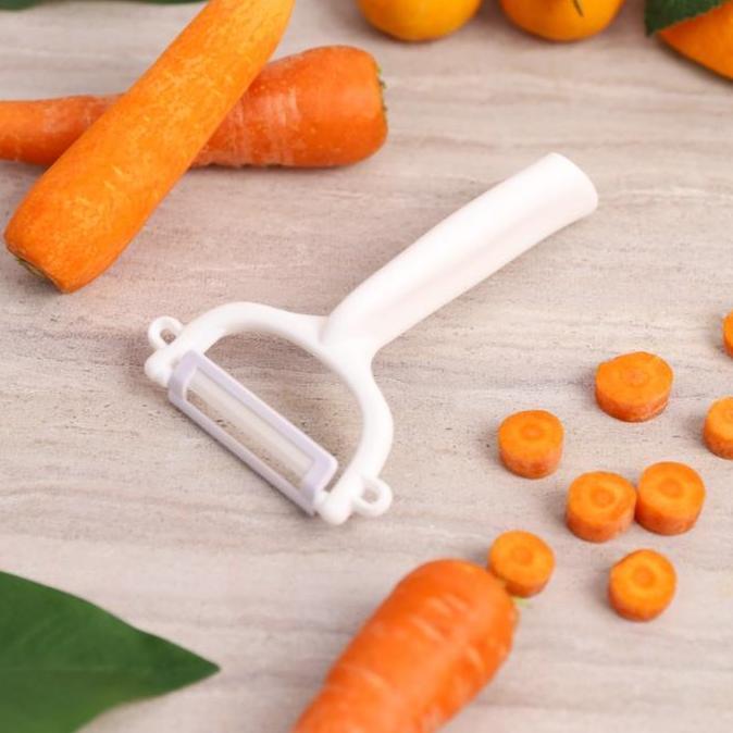 Kohana Ceramic Peeler White