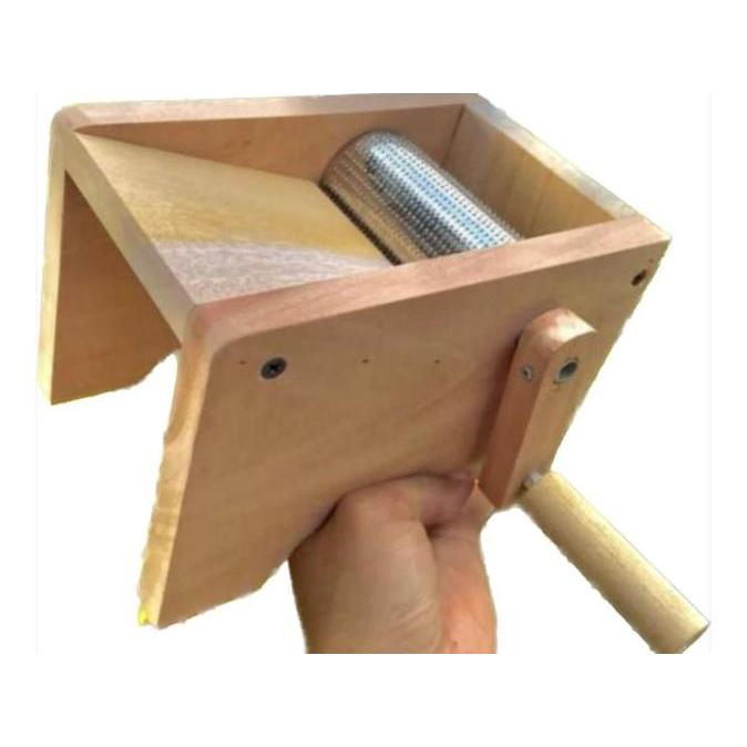 Mesin Parutan Kelapa Manual