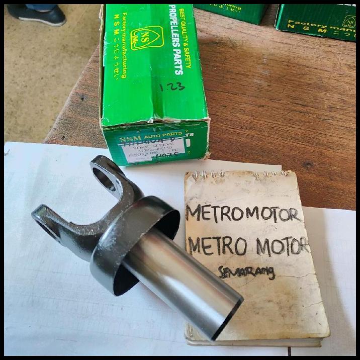 TERLARIS YOKE SLEEVE TOYOTA INNOVA BENSIN DIESEL 37302-0K150 NSM 