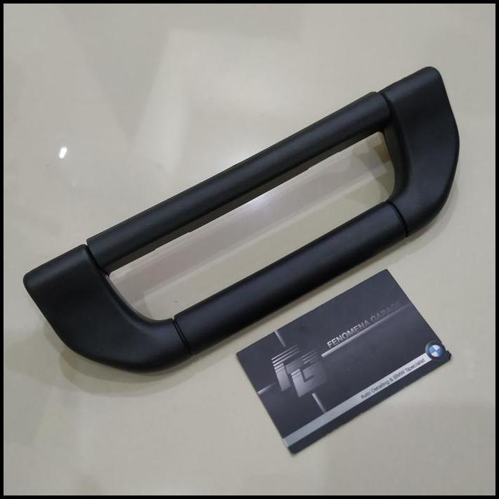 DISKON ORIGINAL BMW X5 E53 GRAB HANDLE HITAM 