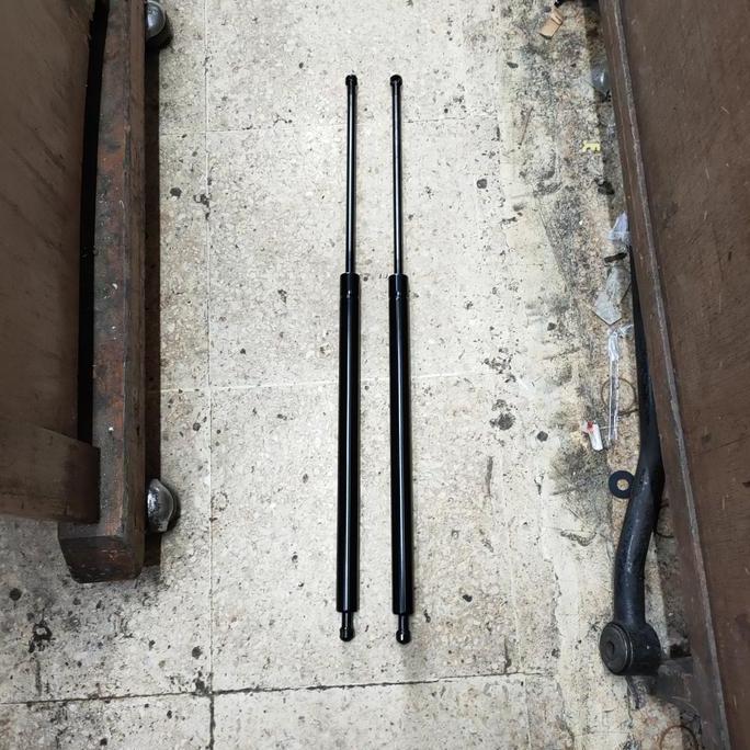 Jeep Cherokee Xj Shok Pintu Bagasi Belakang Original