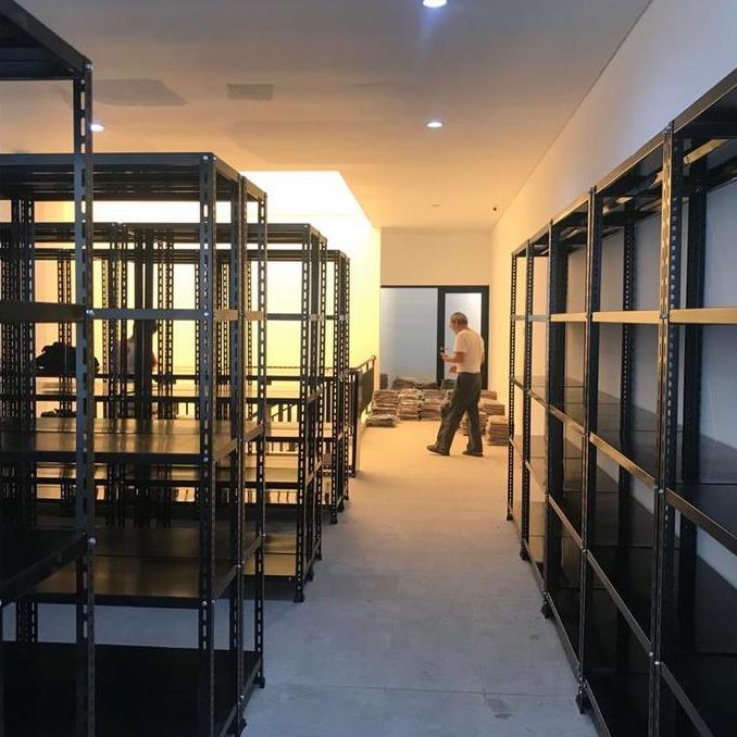 rak besi ukuran custom