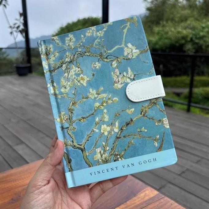 Van Gogh Sketchbook | A5 Blank Pages Notebook | Journal Polos Aesthetic