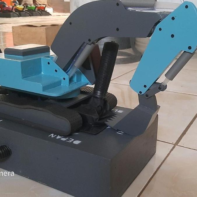 Mainan Edukasi Excavator Hidrolik air