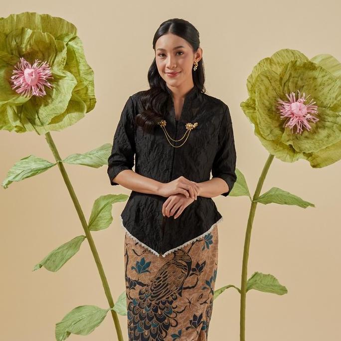 Sale Terlaris Thea Lengan Pendek - Mandalas Atasan Kebaya Wanita Outer Organza Bordir Modern