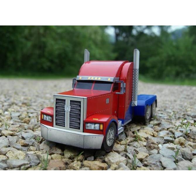 DIY Papercraft 1-32-Optimus-TFP