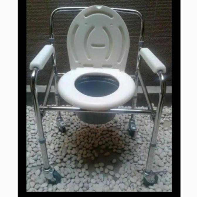 Kursi mandi pake roda