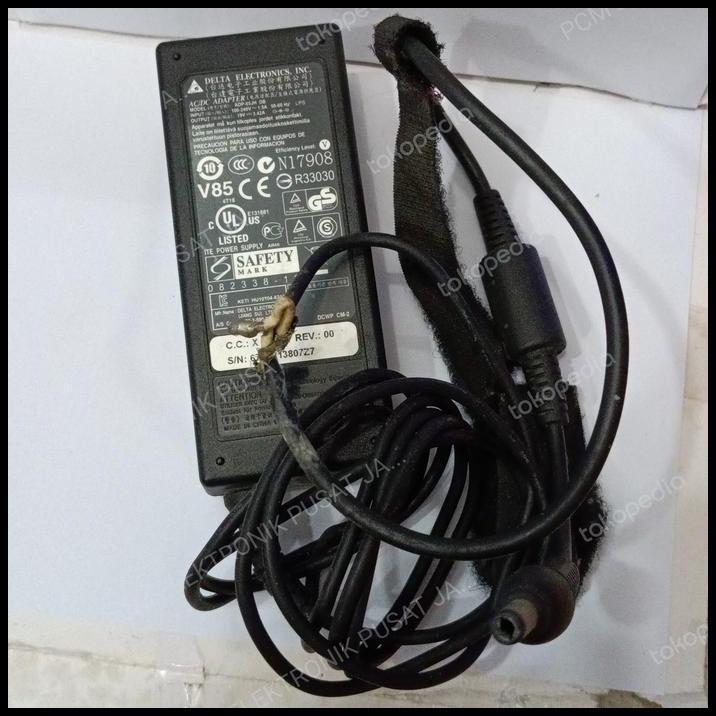 DISKON 1674 ADAPTOR ADAPTER 19V 19VOLT 19 VOLT 3,42A 3.42A DELTA ELECTRONIC !!