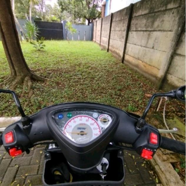 Promo SAKLAR MIO VIETNAM KIRI KANAN SET PLUS HAZARD HOLDER SAKLAR HAZARD MIO SOUL MIO SPORTY MIO J M