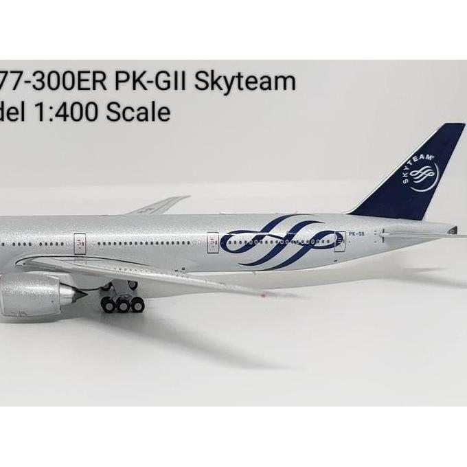 Ready Garuda Indonesia B777-300ER PK-GII Skyteam By NG Model 1:400 Scale