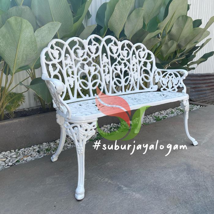 Kursi besi cor antik anggur panjang