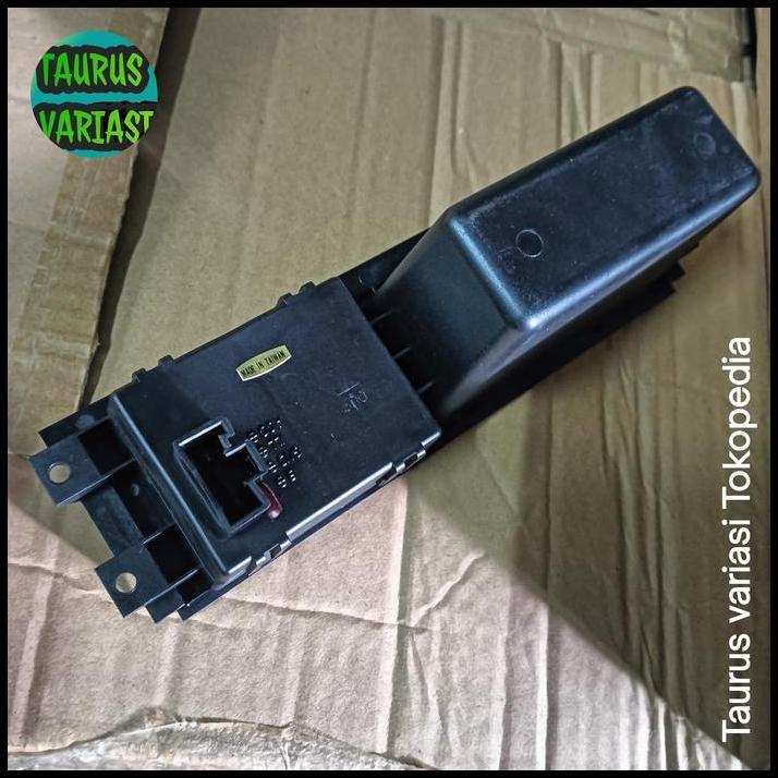 DISKON JAM DIGITAL MOBIL DASHBOARD AVANZA/XENIA LAMA 2004-2009 MODEL ORIGINAL 2005/2006/2007/2008 