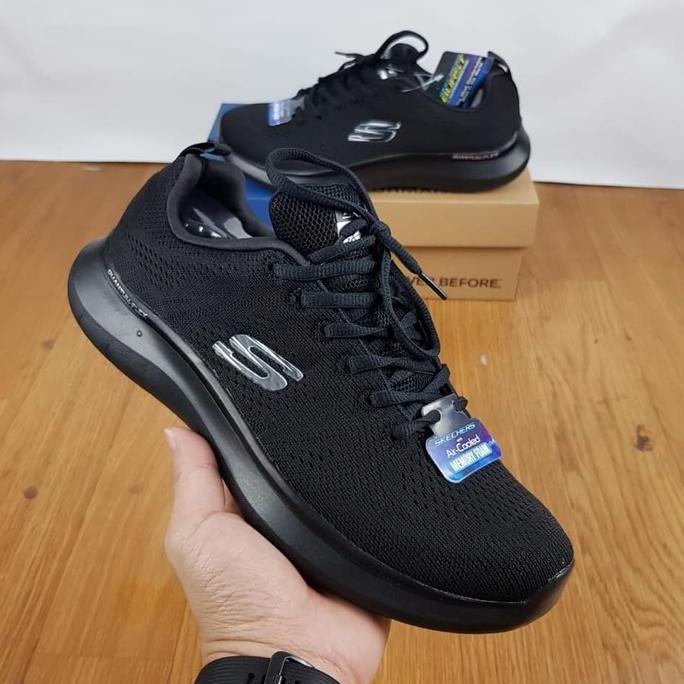 SEPATU SKECHERS PRIA / SKECHER / SKETCHERS / SKECHER QUANTUM ROOD