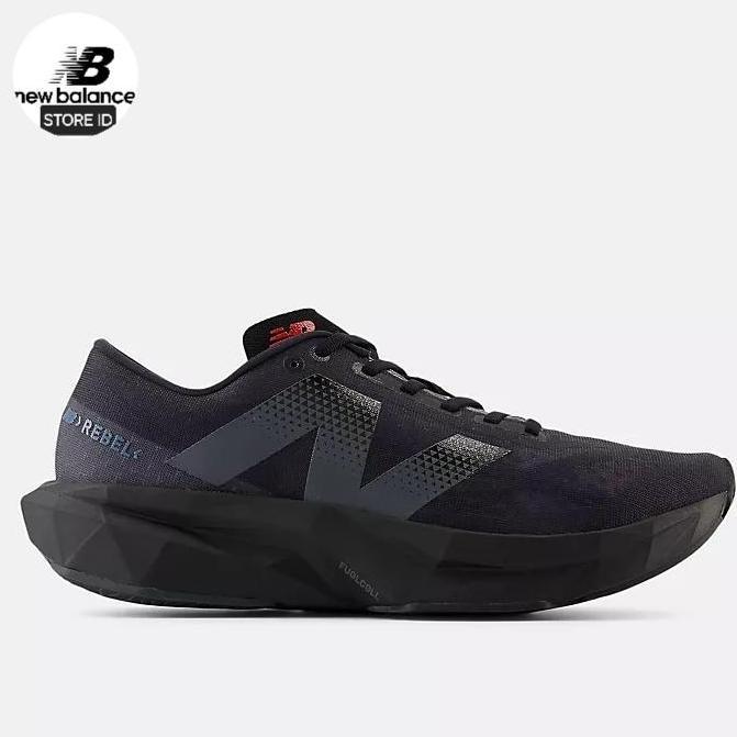 SEPATU NB NEW BALANCE FUELCELL SC ELITE V4 REBEL BLACK SILVER Running