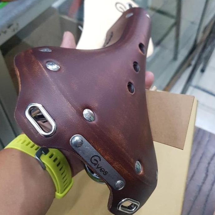 Gyes Saddle Cl17 A 1 Brown Type Classic Kayu Kulit Stenlies
