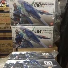 PG 00 Raiser Gundam / PG OO Raiser Gundam