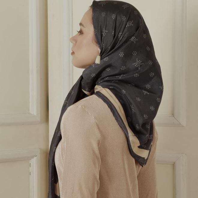 Khanaan + Scarf Monogram + Ocean Blue