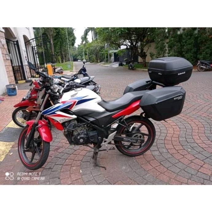 SHAD SH23 BOX SAMPING SH23 SIDE BOX SH23 BOX SAMPING SHAD SH23 SIDE BOX SHAD SH23 SET KIRI KANAN PNP