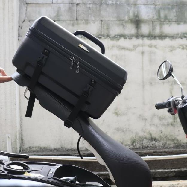 box belakang untuk motor/ box kurir