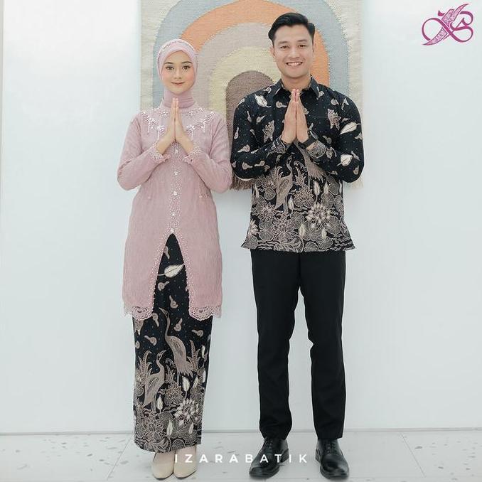Izarabatik - Anggita Dusty Pink Set Kebaya Batik Modern Couple Wisuda Lamaran Full Payet Tunangan Ko