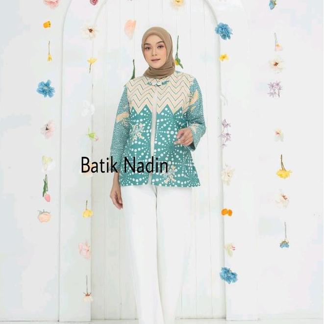 Blouse Maura - Baju Batik Kerja Super Jumbo  Xxxl L4 L5 L6 L7 L8 Baju Batik Wanita Kerja Model Boler