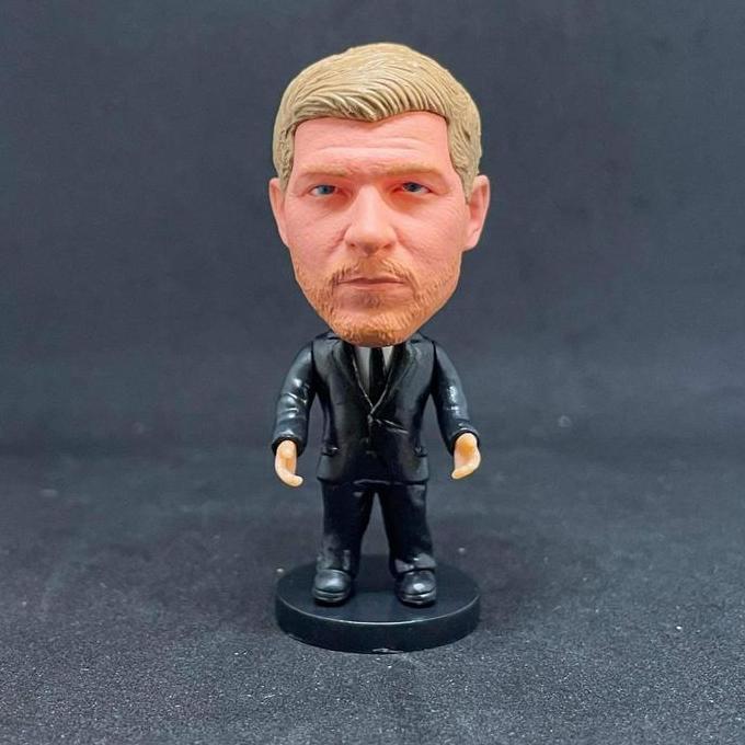 Action figure Manager Steven Gerrard soccerwe