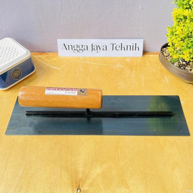 Raskam atau Roskam plat baja 35cm ( alat acian tembok )