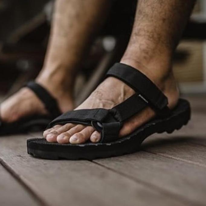 Sendal Gunung Ugimba Slip On Sandal Palang -