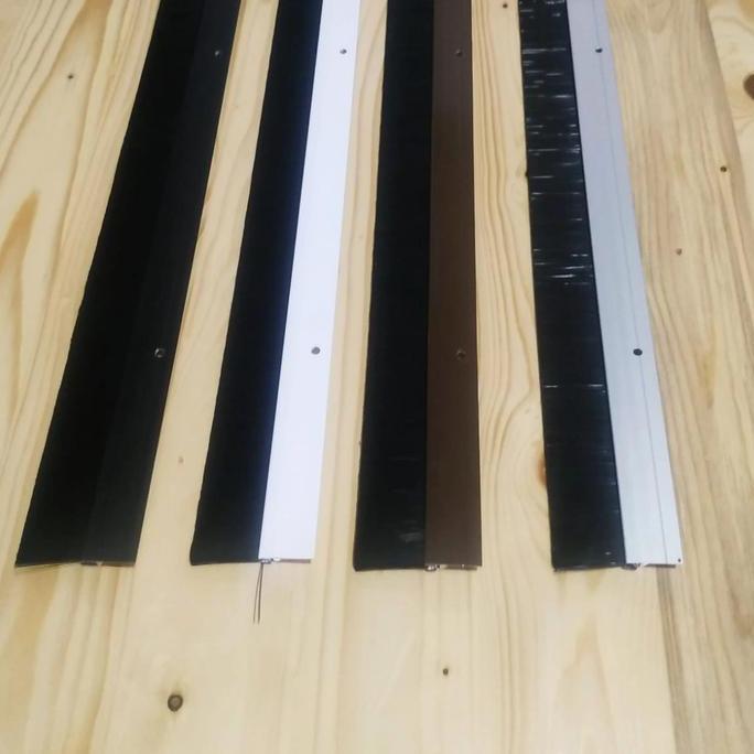 Door Bottom Seal Bulu Bahan Almunium