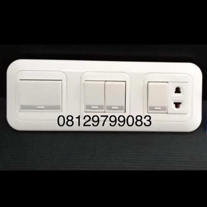 Promo saklar panasonic 4 gang + stop kontak frame 6 gang Diskon