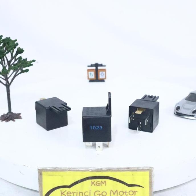 Relay Hella Kaki 4 12V 30A - Relay Klakson Hella - Relay Lampu Hella MURAH