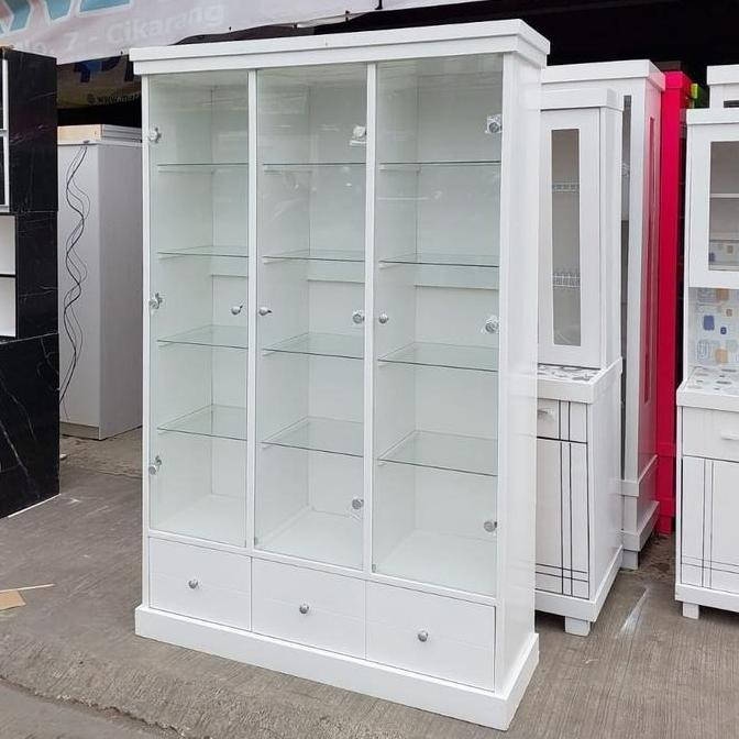 Terlaris Lemari Pajangan Kaca 3 Pintu / Kabinet Tas / Display Showcase Tas Dan Sepatu