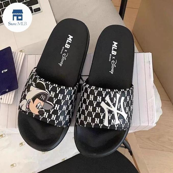 SANDAL SLIDE MLB X DISNEY NY YANKEES & LA DODGERS BLACK WHITE
