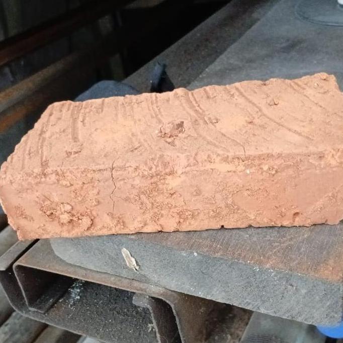 Bata Merah / Batu Bata Merah / Bata Merah Eceran / Bata Merah Per 500 Buah  Sale