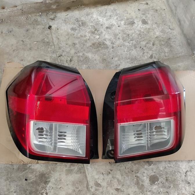 stoplamp lampu belakang Daihatsu Ayla 2023 2024 original.