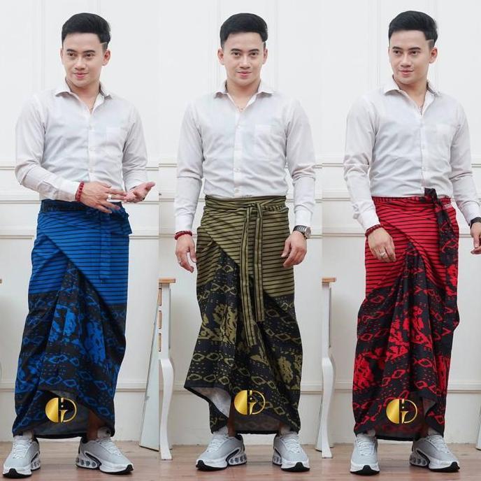 Miliki Granito.Id - Sarung Srikandi Diamond Batik Pria Wanita Sarung Rok Lilit Tenun Asli Sumba Tora