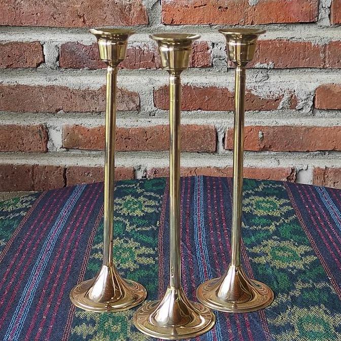 Tempat lilin kuningan tinggi 25cm