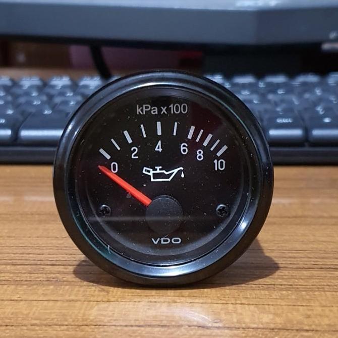 New- VDO Oil Pressure Gauge 350040004