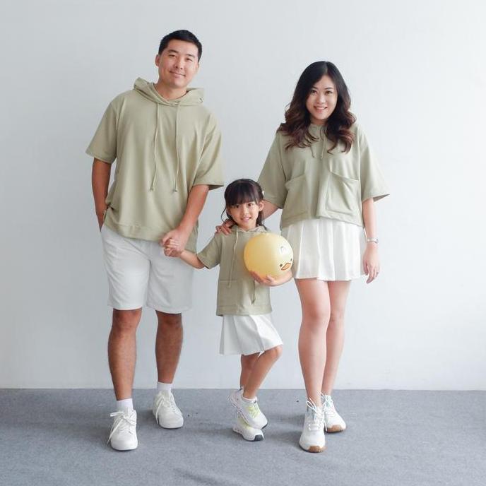 Isla Sophia Family Set Sage Green - Set Pakaian Keluarga Sporty - Baju Couple