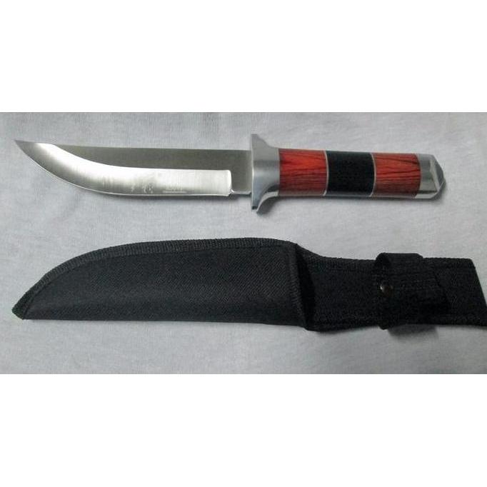 Terjangkau Pisau Komando