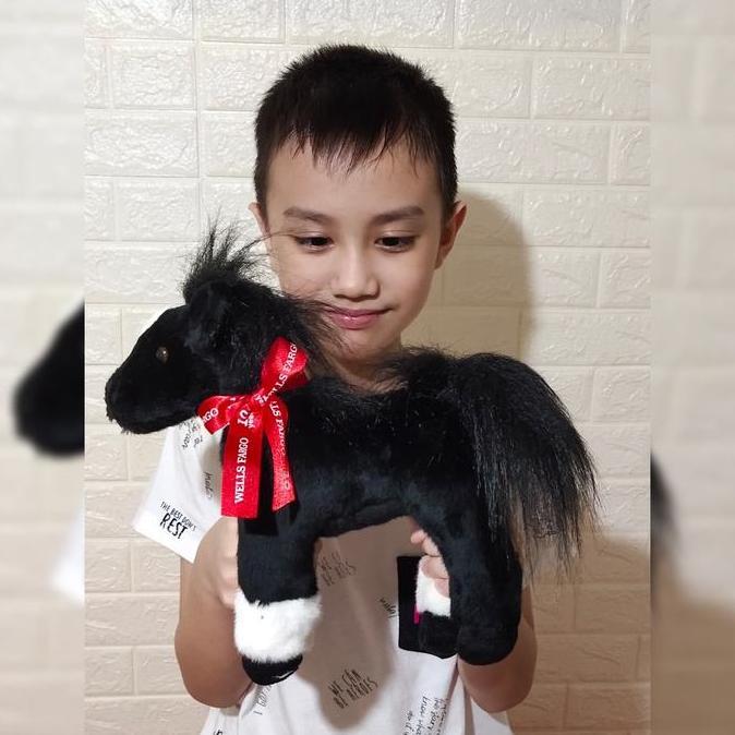 BONEKA KUDA HITAM GAGAH KODE 126