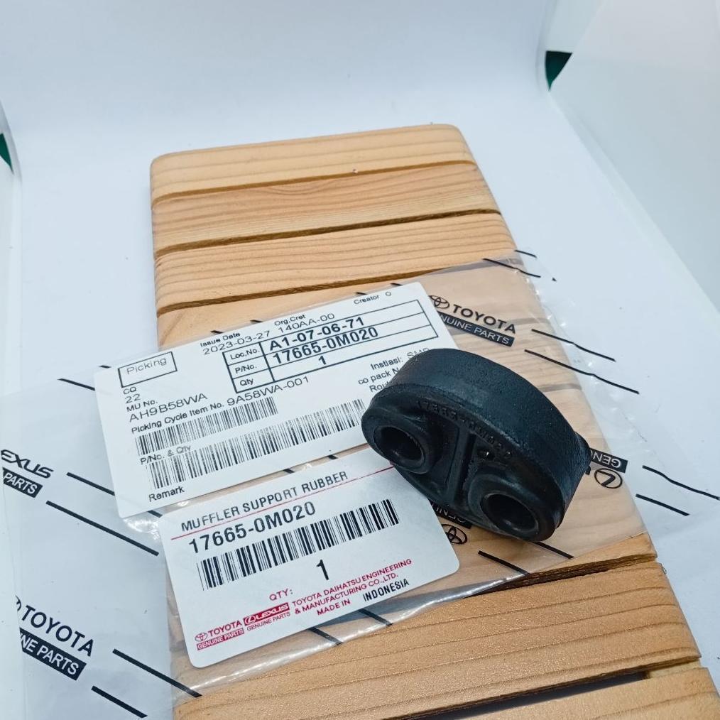 Karet Gantungan Knalpot Mobil Toyota  17565-0M020 Toyota Avanza Xenia Rush Terios Veloz Alya Agya ca